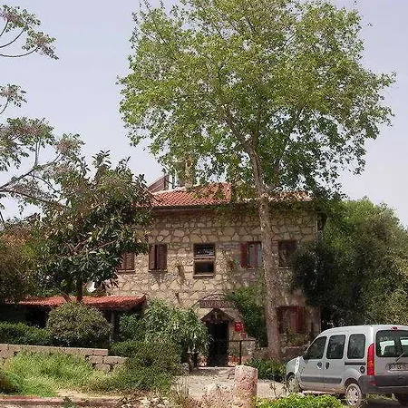 Pensjonat Yuekser 3*